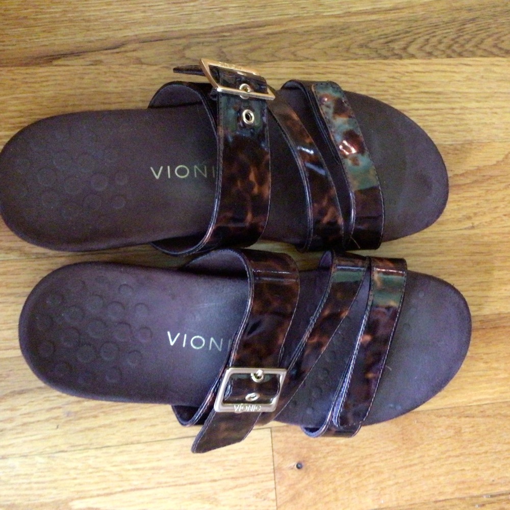 LADIES VIONIC ANIMAL PRINT SANDALS SZ 8 LIKE NEW SPRING SUMMER COMFORT